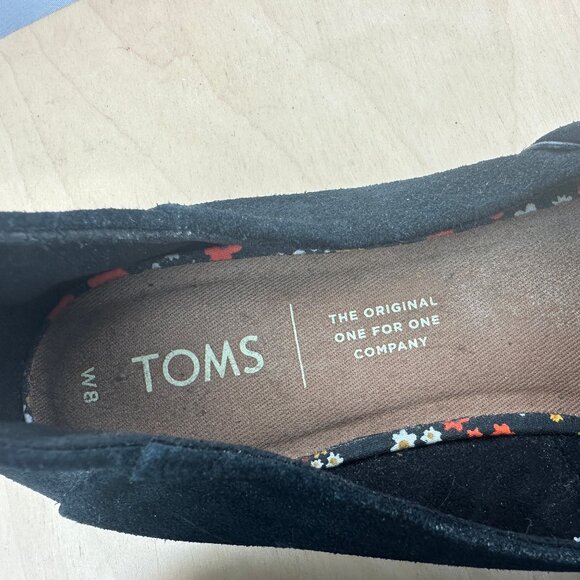 Toms Kelli Black Suede Tassel Flats - Picture 11 of 14